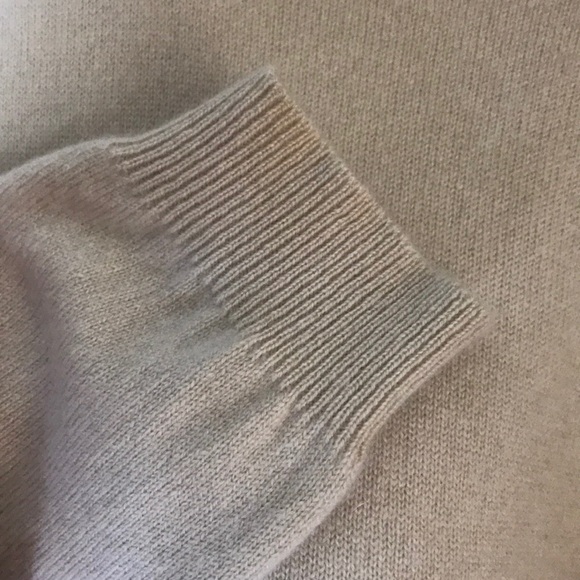 Talbots cashmere sweater. - Picture 4 of 8